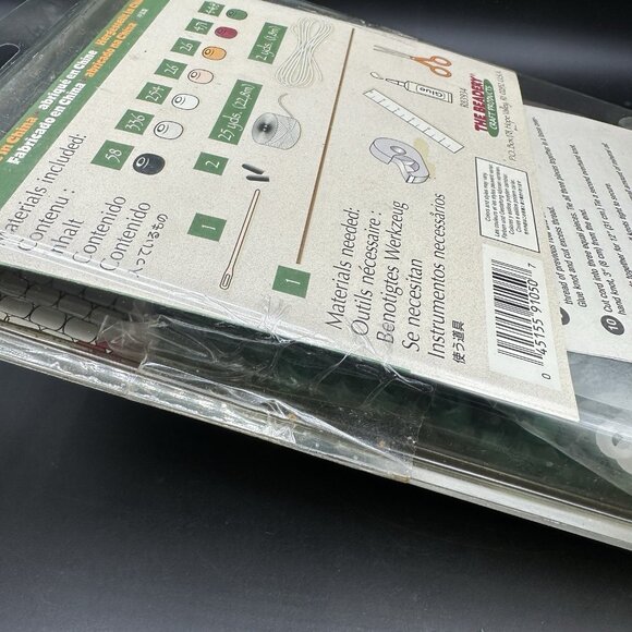 The Beadery Peppermint Santa Beaded Banner Kit 9.75 x 14.75” Folk Art Santa Vtg - Picture 6 of 9